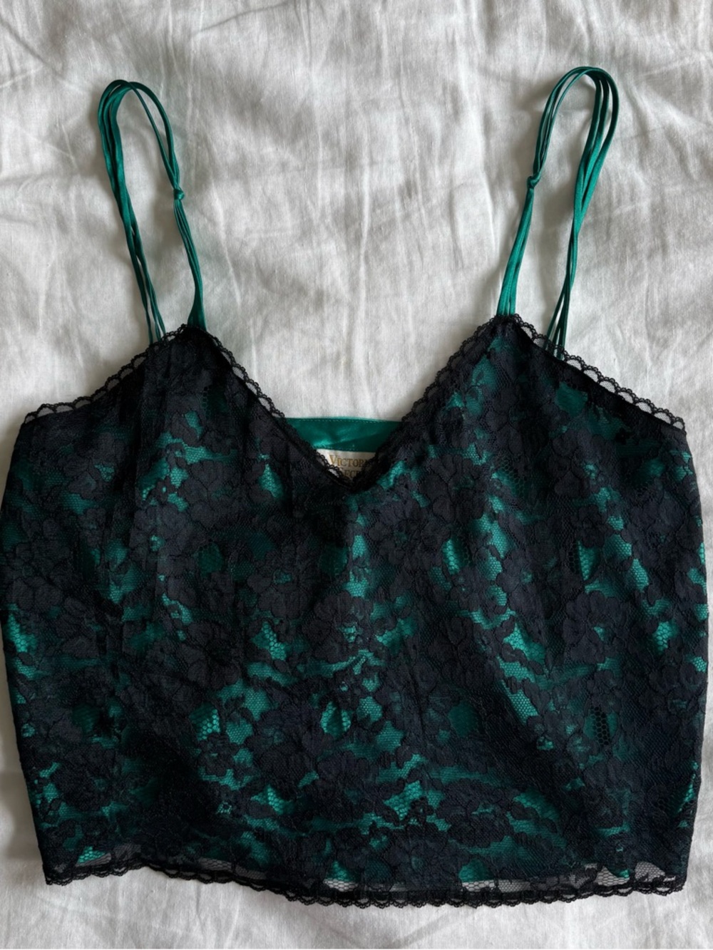 90’s victoria’s secret emerald + black lace cami